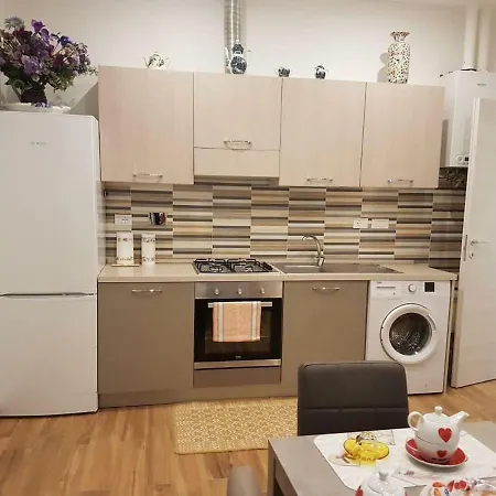 Rina's House Apartment