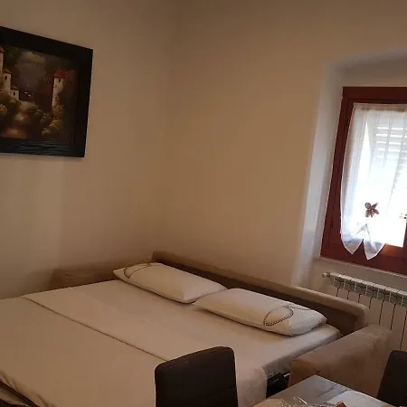 Rina's House דירה *